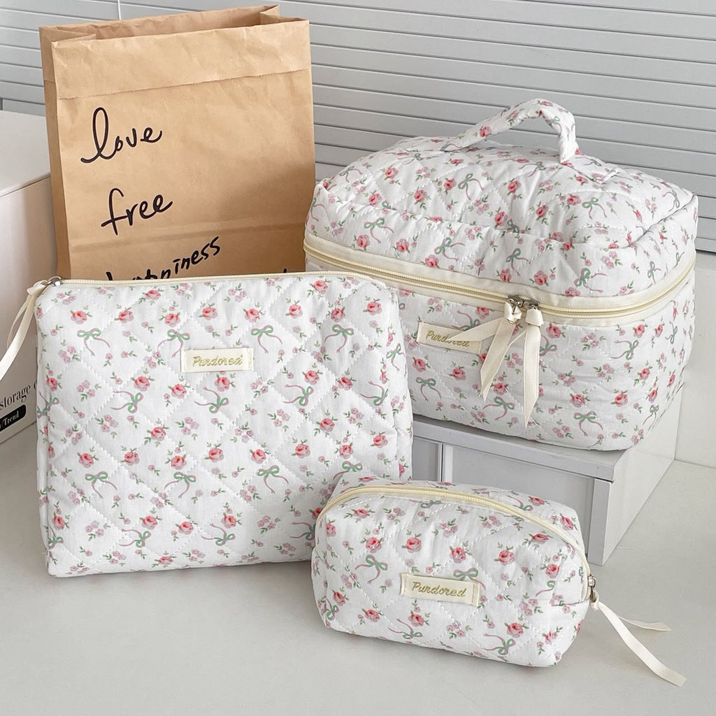 Streetwear Ditsy Floral Bow Knot Quilted Cotton Sewing Thread Square Makeup Bags