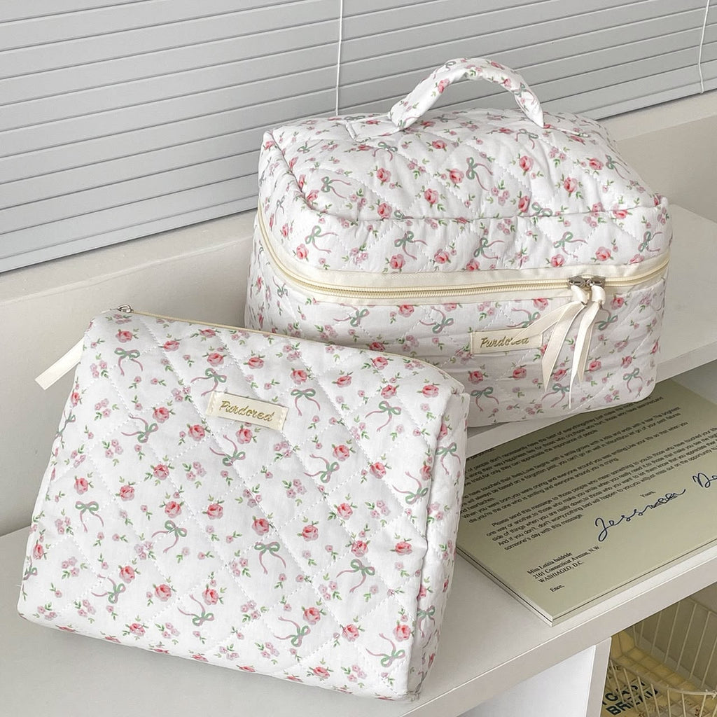 Streetwear Ditsy Floral Bow Knot Quilted Cotton Sewing Thread Square Makeup Bags