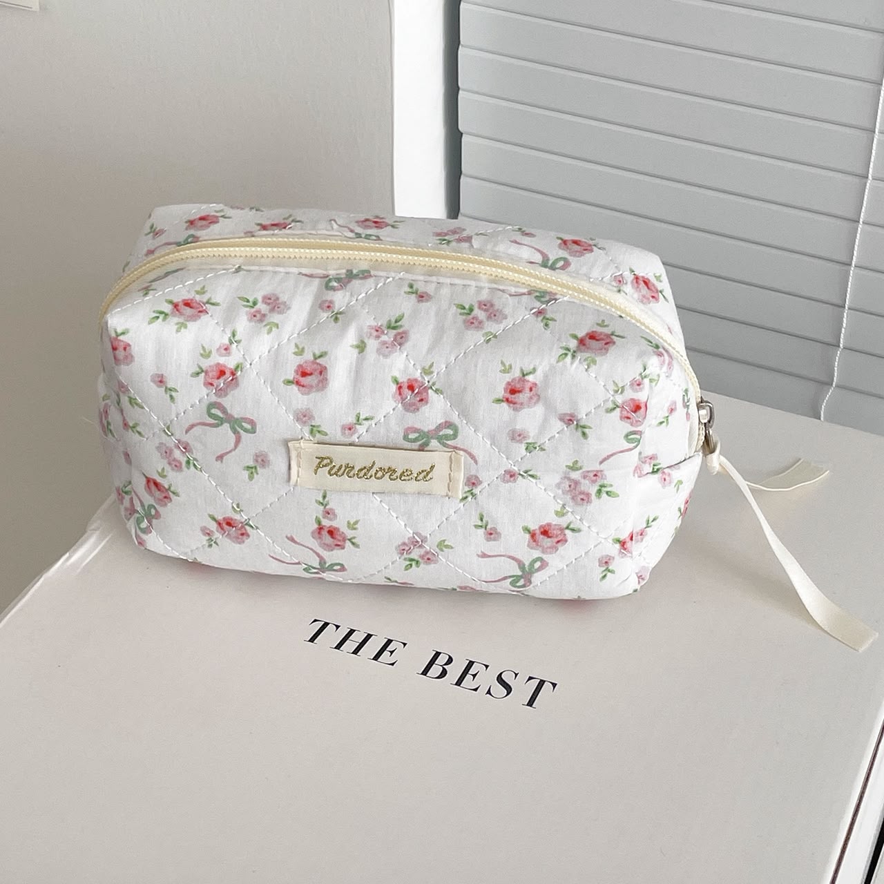 Streetwear Ditsy Floral Bow Knot Quilted Cotton Sewing Thread Square Makeup Bags